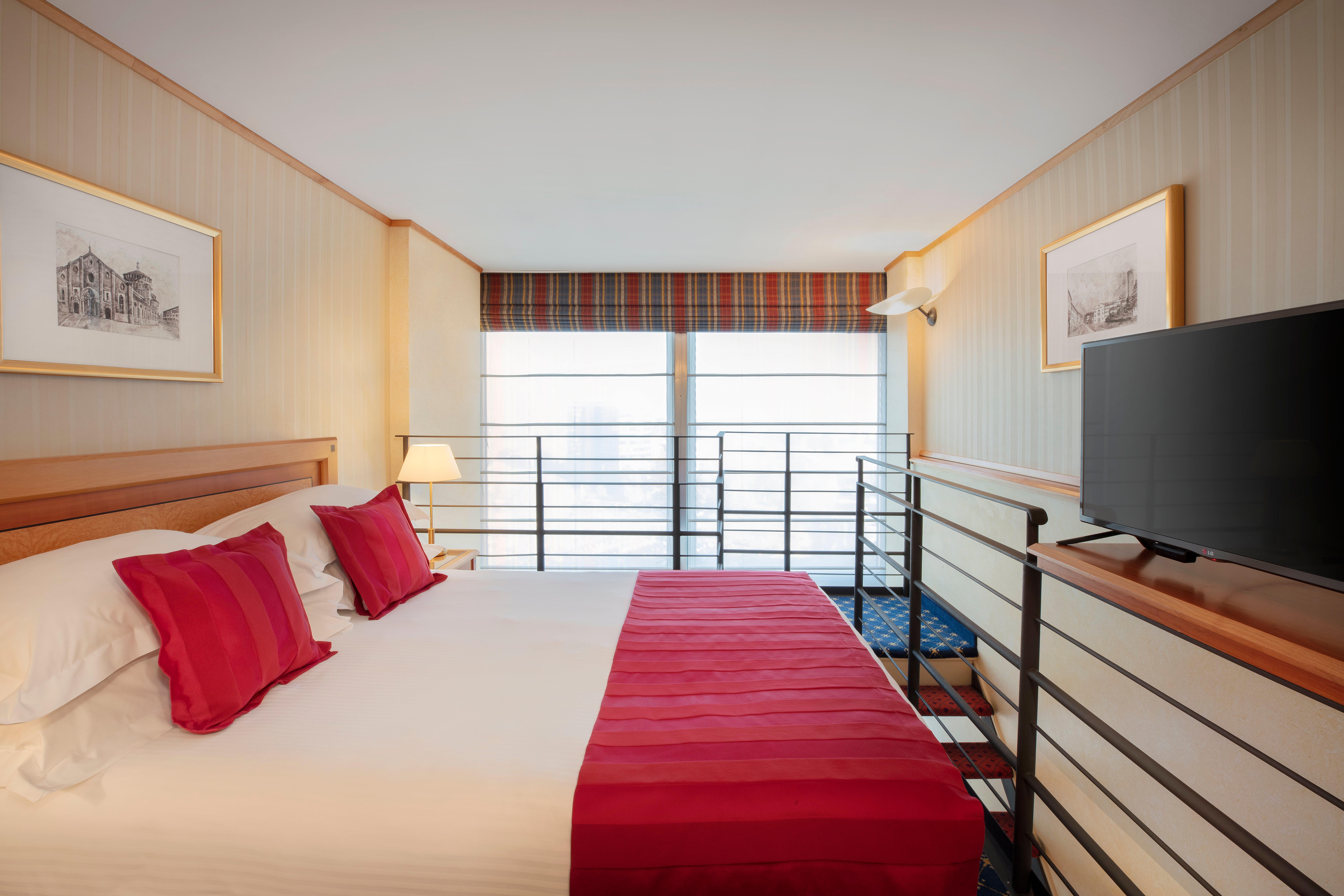 Отель Crowne Plaza Milan Linate By Ihg Сан-Донато-Миланезе Экстерьер фото