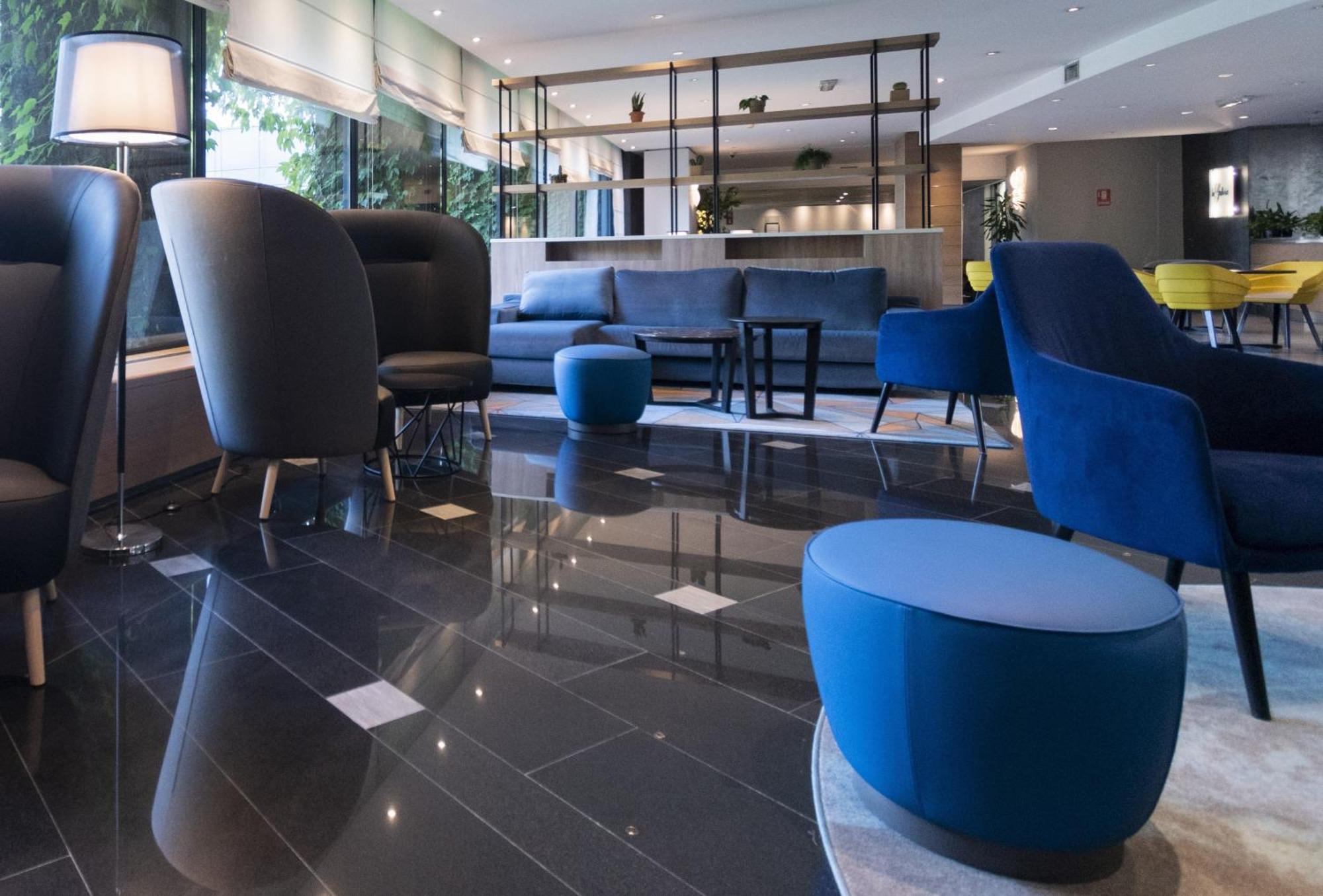 Отель Crowne Plaza Milan Linate By Ihg Сан-Донато-Миланезе Экстерьер фото
